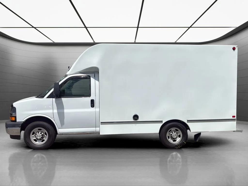 chevrolet express cutaway 2020 1HA0GRFG2LN013985 image chevrolet express cutaway 2020 1HA0GRFG2LN013985 image